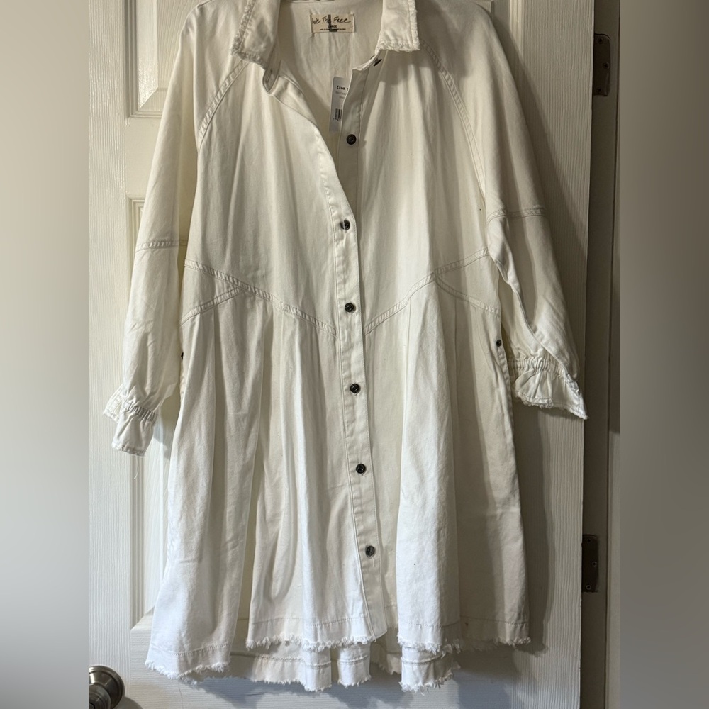 Free People white buttoned dress